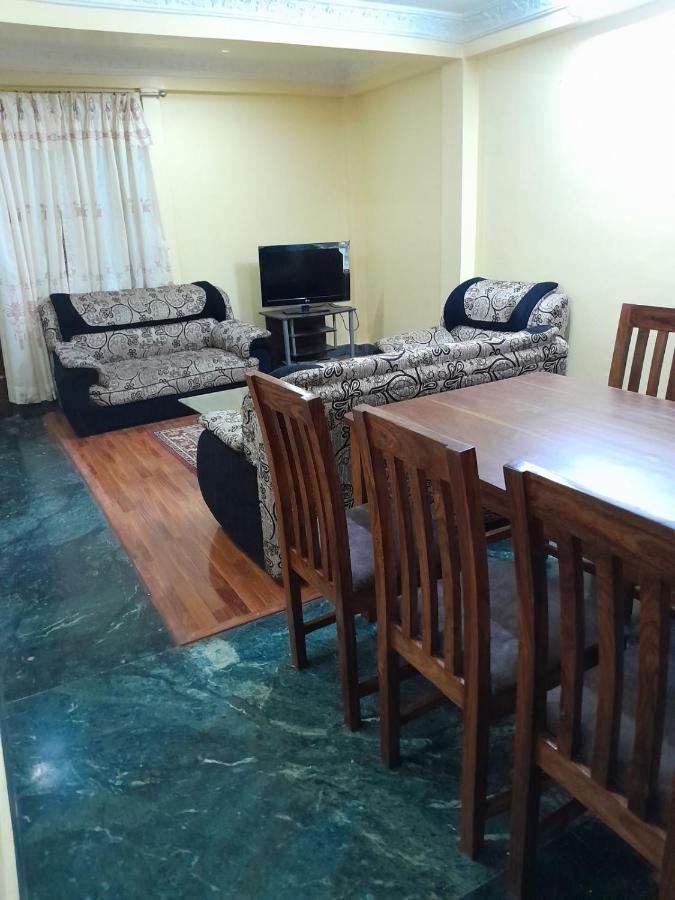 Apartment Rupas Kathmandu Luaran gambar