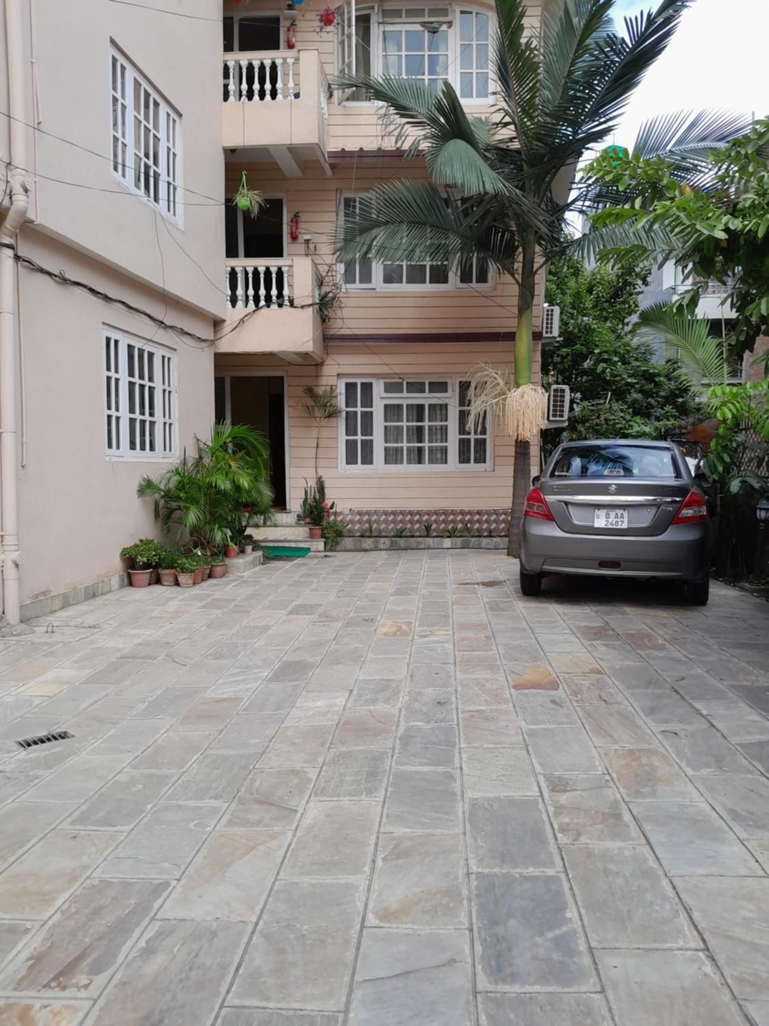 Apartment Rupas Kathmandu Luaran gambar