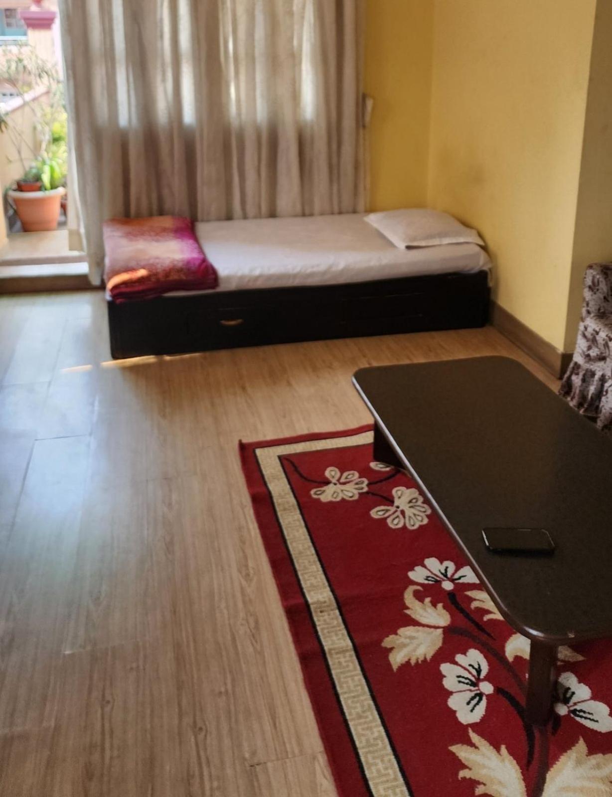 Apartment Rupas Kathmandu Luaran gambar